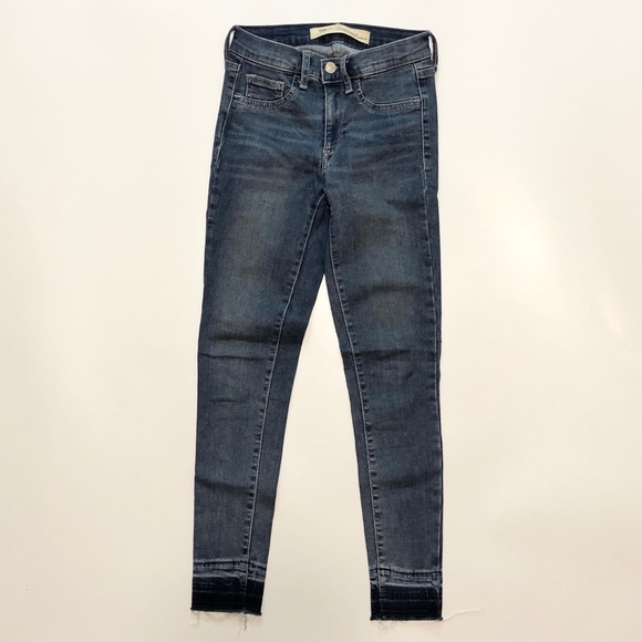 GAP MID RISE FAVORITE JEGGINGS WITH BRUSHES LINING - Picture 4 of 8